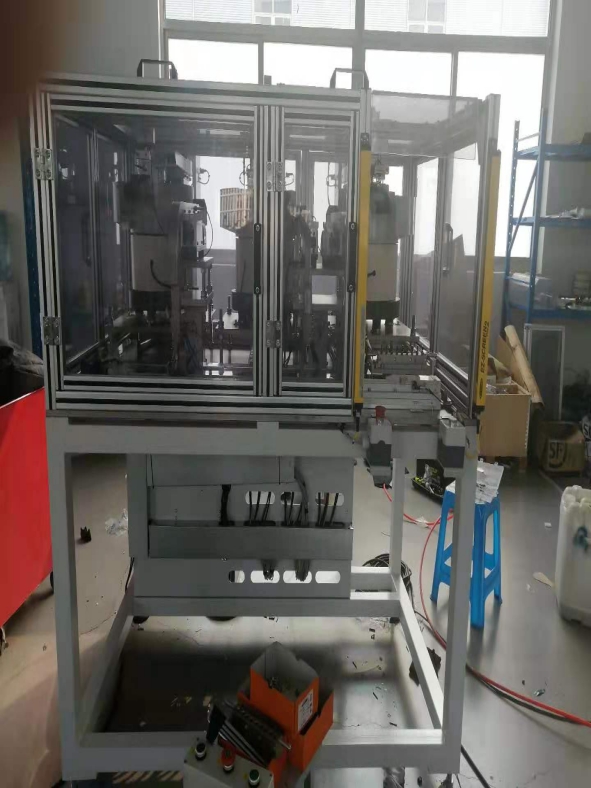 弹簧压块自动组装机